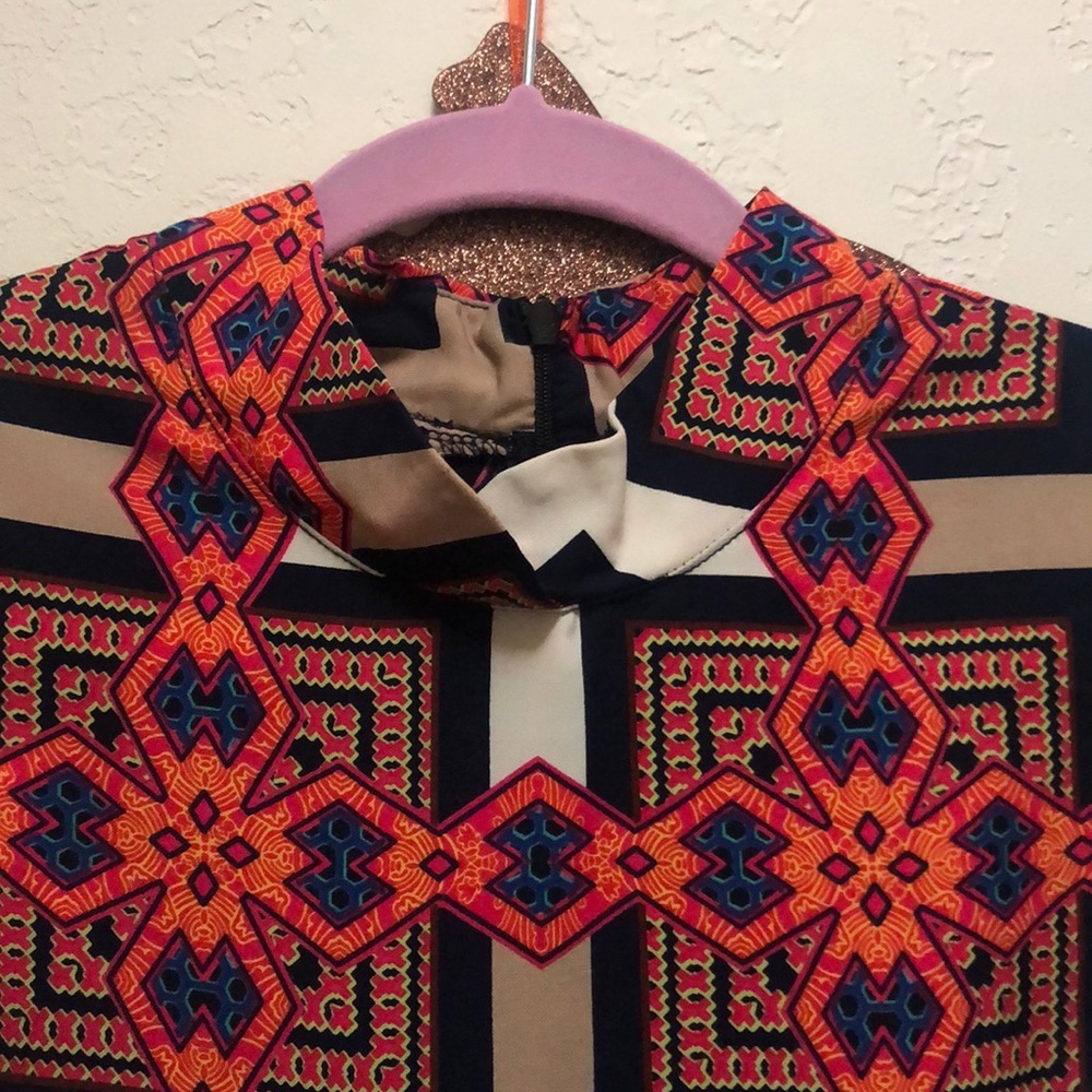 Patterned Dress - Picture 5 of 5